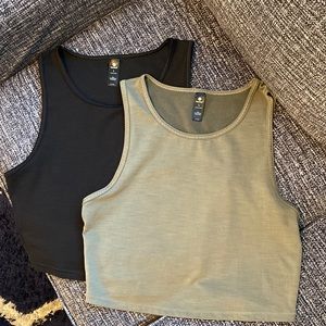 90 Degree by Reflex Crop Tanks